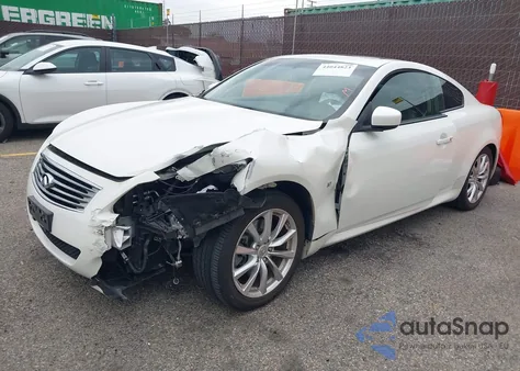 2015 Infiniti Q60 Journey z USA, uszkodzony, nr VIN JN1CV6EK1FM871344